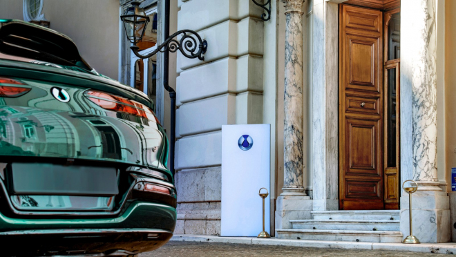 Číňané teď jdou po krku drahým Němcům a nic nenechávají náhodě. S bývalým šéfem Audi v řadách útočí z nového centra v Miláně