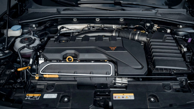 Zbrusu nový crossover z líhně VW Group dostal pětiválec s výkonem přes 600 koní, je pořád rok 2026