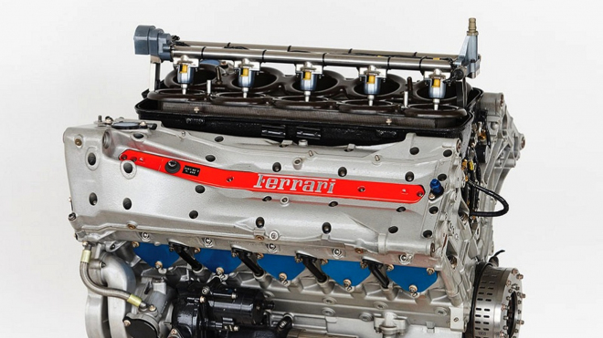 Poslechněte si legendární Schumacherovo Ferrari s motorem V10, jak řádí v rukou 80letého miliardáře, tohle chce zpátky šéf F1