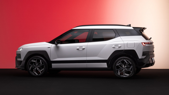 Nejmenší SUV Hyundai se ukázalo v novém a je úplně jiné než dosud, místo knedlíku na kolech přijela krabice