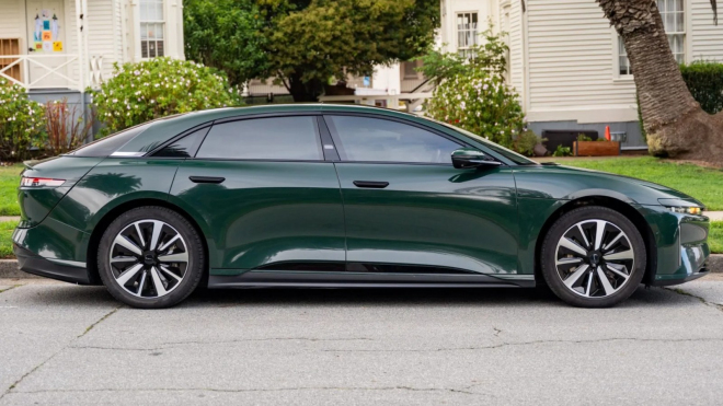 „Poklad” za 60 tisíc měsíčně: Majitel procitl ze zeleného snu, na tomto autě „provařil” za 3 roky 2 miliony