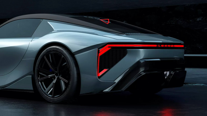 Japonci odhalili svůj chystaný nový supersport, fascinuje designem i vychytávkami typu řešení výfuků