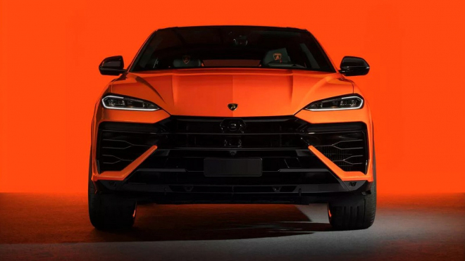 První dobíjecí Lamborghini je další hybridní nesmysl, fiktivní úsporu paliva mění za 300kilovou nadváhu