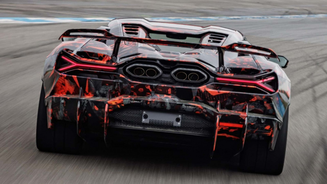 Nejnovější Lamborghini se ještě před odhalením chlubí kontroverzním &bdquo;rekordem&rdquo; z okruhu. Skutečný rekord automobilka ignoruje