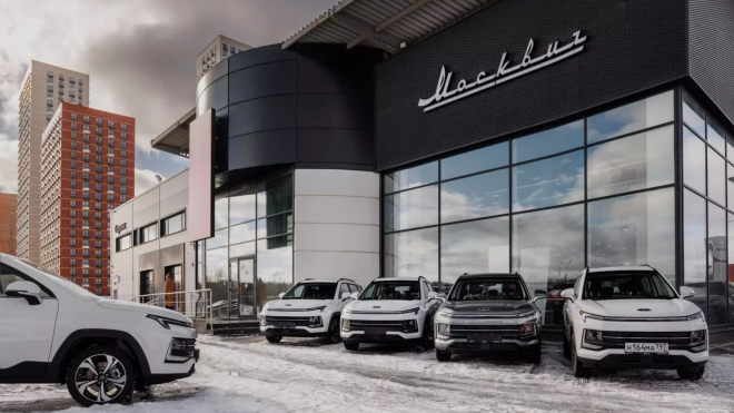 Moskvič ukázal hned dva nové modely, jeden z nich se dá koupit i v Česku