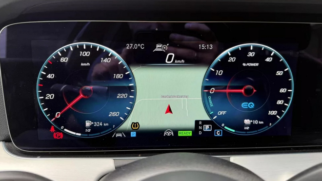 S tímto Mercedesem někdo najel za 2 roky skoro 400 tisíc km. Není to překlep, stojí polovinu toho co druhý nejlevnější v prodeji