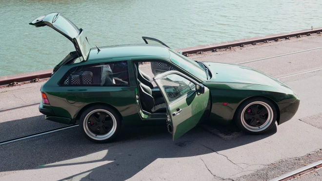 Konečně praktický sporťák Porsche vypadá, jako by ujel z vývojového oddělení automobilky, podle toho taky stojí