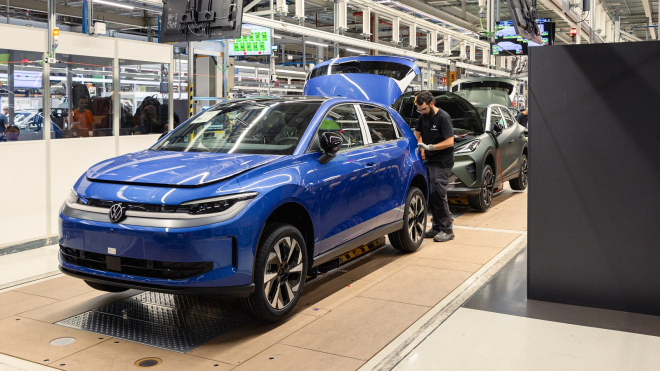 O elektrické Polo je sedmkrát menší zájem než o předchůdce. Přesto ho už teď VW prodává víc, než je schopen unést