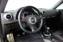 Avec l'amen de l'Audi TT, il est peut-être temps d'acheter la plus belle et la meilleure des voitures neuves - 11 - Audi TT 8N 32 V6 Quattro 2004 nejete sale 11