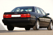 Rare Audi luxury flop prematurely ended after production of 21k cars, now can be bought in yearling condition - 3 - Audi V8 1991 malo jete one owner sale 03