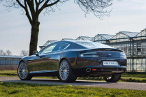 L'une des voitures familiales de luxe les plus rapides de l'histoire peut être achetée au prix d'une Skoda Superb après quelques années - 5 - Aston Martin Rapide 2011 vente pas cher 05