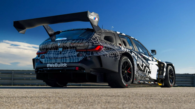 Aprílový žertík BMW se zvrhl. Automobilka skutečně postavila asi nejostřejší tovární kombík všech dob, vypadá jako ministr války