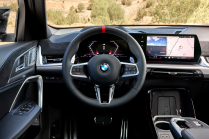 BMW en a fini avec le génial iDrive, il a lui aussi succombé à la mode stupide des commandes tactiles dangereuses - 5 - BMW X2 et iX2 2023 first set 15