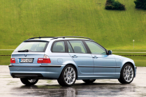 Un homme a acheté une BMW 3 break E46 avec un 3.0 diesel et a progressivement multiplié son prix par cinq. Il ne le regrette pas - 2 - BMW 3 Touring E46 période officielle 02