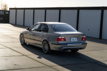 Quelqu'un a mis plus d'un demi-million de miles sur la légendaire BMW M5 E39, maintenant elle peut être la vôtre pour pas cher - 5 - BM M5 E39 2002 522 tkm 2024 sale 05