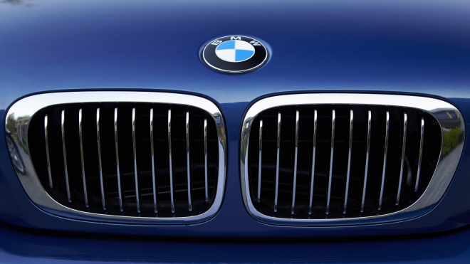 BMW žádá majitele stovek tisíc aut, aby s nimi okamžitě přestali jezdit, jinak riskují život