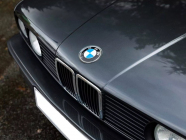 BMW 3 génération E30 pas encore utilisée vendue aux enchères pour seulement 383 mille, sa version est à blâmer - 6 - BMW 316i E30 1991 vente 06