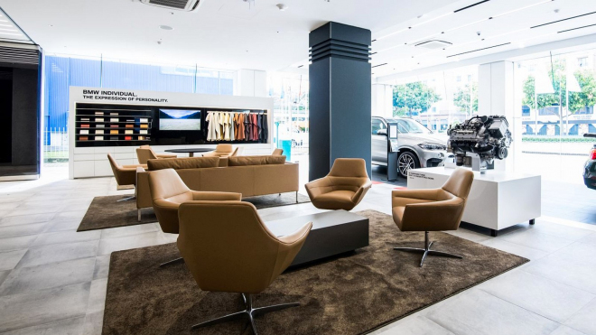 S auty se BMW snaží, nový model prodeje obcházející dealery a trestající zákazníky ale může všechno zabít