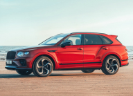 Le classement des meilleures voitures en termes d'accélération de 0 à 240 km/h et de freinage montre à nouveau la force de Porsche et rappelle la faiblesse des voitures électriques - 7 - Bentley Bentayga S et Range Rover 2022 nove foto 01