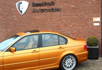 Une belle BMW 3 E46 ne doit pas coûter une fortune, une berline six cylindres entièrement sur mesure revient moins cher qu'une Fabia de base - 6 - BMW 323i Individual krasna levna sale 08