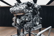 Ferrari continuera à développer des moteurs à combustion interne, ils disent qu'ils ont encore quelque chose à dire. C'est Bentley qui les ignore, eux et leurs promesses - 4 - Bentley Speed Edition 12 2023 first set 04