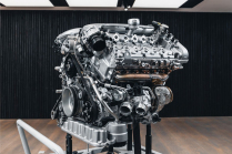 Ferrari continuera à développer des moteurs à combustion interne, ils disent qu'ils ont encore quelque chose à dire. C'est Bentley qui les ignore et leurs promesses - 5 - Bentley Speed Edition 12 2023 first set 05