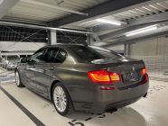 Plus de turbos, plus de problèmes ? Quelqu'un a parcouru plus de 400.000 km avec un trois-turbo diesel, il fonctionne toujours comme une horloge - 5 - BMW M550d xDrive 2012 extra ojete 05