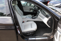 Jusqu'à récemment le break diesel le plus rapide du monde avec cent sous 5sec aujourd'hui vous pouvez acheter une belle pour le prix d'une Octavia de base - 6 - BMW M550d xDrive Touring 2015 vente raisonnable 06
