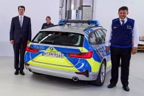La police allemande a lancé un projet qui peut vous retirer votre permis de conduire même si vous n'avez rien fait de mal - 3 - BMW 320d Touring G21 Polizei Bavaria 2020 08