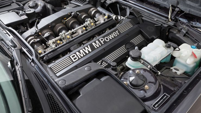 BMW mělo tohle lákavé auto úplně hotové, jeho výrobu ale jen pár dnů před premiérou zrušilo