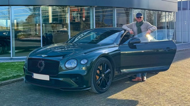 Muž najel s novým kupé Bentley s motorem W12 za pár let neuvěřitelné kilometry, jen za benzin zaplatil tolik, kolik jste vy dali za několik aut