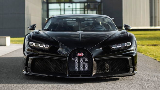 Majitel prozradil, jak drahé je vlastnit Bugatti Chiron. Jen výměna pneu stojí 910 tisíc Kč