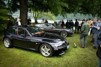 The new continuation of BMW's popular Z3 M Coupe was shown alongside the previous one, which should not have been - 3 - BMW Concept Touring Coupe vs Z3M Coupe 03
