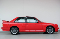 A vendre aujourd'hui, une BMW M3 E30 presque neuve dans une version rare. Pour une voiture machine à remonter le temps, 10 millions c'est - 6 - BMW M3 E30 Sport Evolution 1991 almost nova 2024 sale 07