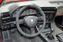 A vendre aujourd'hui, une BMW M3 E30 presque neuve dans une version rare. Pour une voiture machine à remonter le temps, 10 millions - 16 - BMW M3 E30 Sport Evolution 1991 almost nova 2024 sale 18