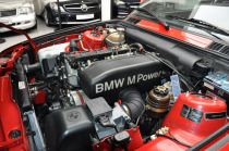 A vendre aujourd'hui, une BMW M3 E30 presque neuve dans une version rare. Pour une voiture machine à remonter le temps, 10 millions c'est - 29 - BMW M3 E30 Sport Evolution 1991 almost nova 2024 sale 31