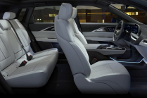 Un test montre qu'il suffit de rouler à 16 mph plus vite avec une voiture électrique pour réduire son autonomie d'un incroyable 137 km - 7 - Cadillac Lyriq 2023 production 07
