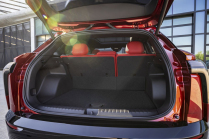 Un autre constructeur automobile se remet à rêver de l'électrique, son nouveau venu devient 200k plus cher avant le début des ventes - 6 - Chevrolet Blazer EV SS 2023 first kit 06