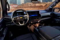 Les prix réels des nouveautés électriques de Chevrolet montrent que leur baisse annoncée reste une utopie - 3 - Chevrolet Silverado EV 2022 first kit 09