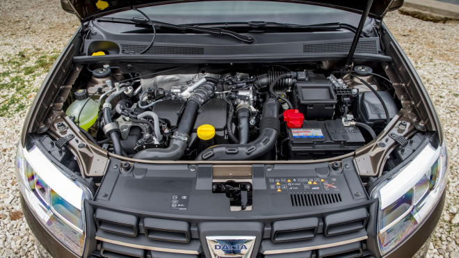 Nejlevnější Dacia s 220koňovým motorem se hned tak nevidí, může být vaše za pořád lidovou cenu