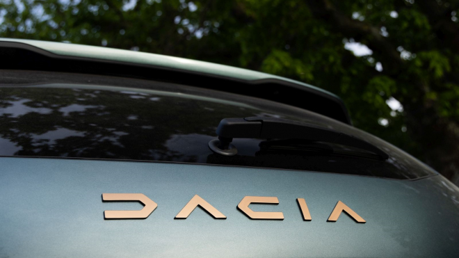 Les voitures Dacia risquent de subir des hausses de prix substantielles, la marque cherchant à se profiler comme une rivale de Jeep