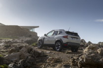 Nouveau Dacia Duster offre beaucoup pour les petits, la version la plus pratique poche l'ensemble Simply Clever Skoda - 8 - Dacia Duster Extreme 2023 première série 08