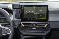 Nouveau Dacia Duster offre beaucoup pour les petits, la version la plus pratique empoche l'ensemble Simply Clever Skoda - 30 - Dacia Duster Extreme 2023 première série 30