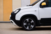 La Fiat Panda bon marché n'est pas prête de s'arrêter. Le constructeur la maintiendra en vente des années après l'arrivée de la prochaine génération, mais elle changera de nom - 10 - Fiat Pandina 2024 first set 10
