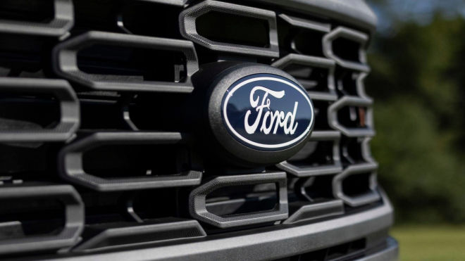 Ford potichu skončil se svým dosavadním logem, náhrada se na autech objeví během roku 2024