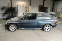 Une Ford apparemment ordinaire est sortie d'une grange après des années d'immobilisation, une voiture poussiéreuse rapporte maintenant des millions au trouveur - 2 - Ford Escort RS Cosworth 1992 trouver vendre 03