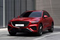 Même Hyundai tire un trait sur ses projets électriques absurdes, ramenant les moteurs à combustion interne sur les modèles de luxe - 1 - Genesis GV70 2021 dalsi 07