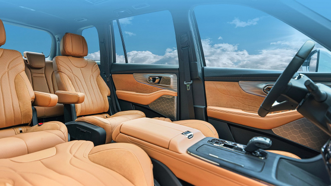 L'énorme SUV de luxe chinois au prix de l'Octavia donne une leçon à BMW, qui se dirige maintenant vers l'Europe avec des prix similaires.