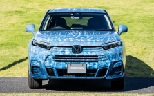 Honda ne mise plus tout sur les voitures électriques à batterie et dévoile un nouveau groupe motopropulseur pour les SUV et autres voitures plus grandes - 7 - Honda CR-V FCEV 2023 first kit 01