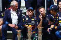 Autre rebondissement. Helmut Marko reste à son poste après avoir rencontré le patron de Red Bull, Horner prend ses distances - 1 - Helmut Marko Red Bull Racing 2024 press 01